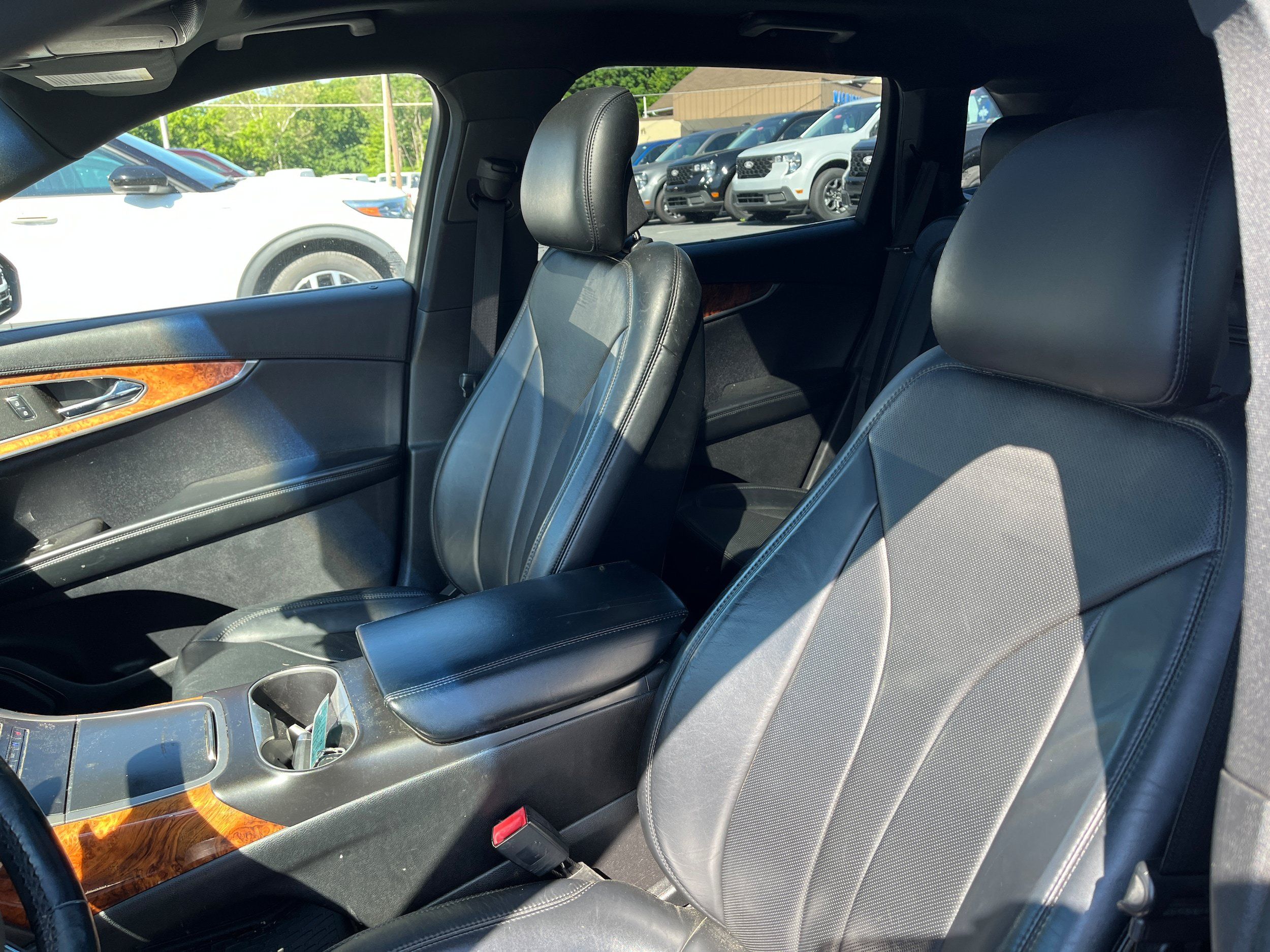 Used 2017 Lincoln MKX Reserve AWD/4WD image 8