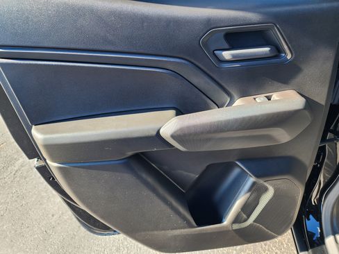 Used 2026 Chevrolet Colorado W/T w/ WT Custom Package image 17