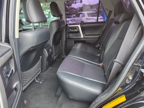 Used 2015 Toyota 4Runner Limited RWD image 11