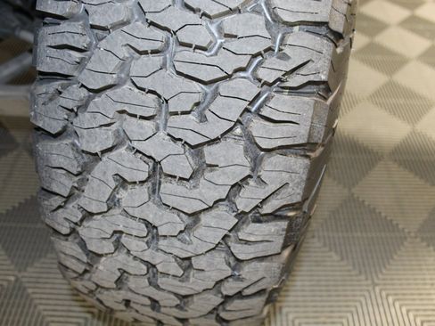 Certified 2023 Ford F150 Raptor w/ Equipment Group 802A Raptor R image 25