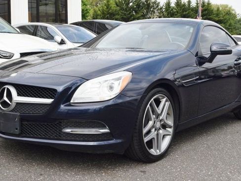 Used 2014 Mercedes-Benz SLK 250 image 4