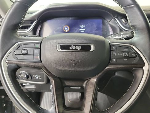 Used 2022 Jeep Grand Cherokee L Limited AWD/4WD image 15