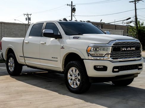 Used 2020 RAM 2500 Limited AWD/4WD image 8