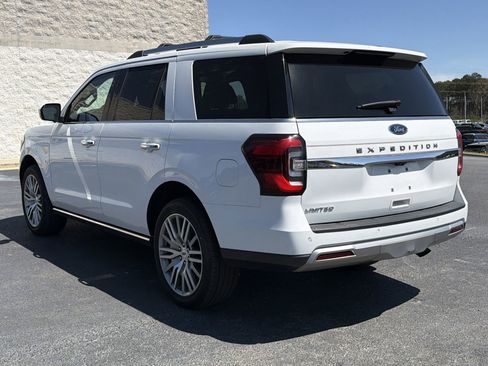 Used 2024 Ford Expedition Limited image 17