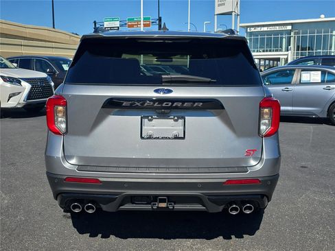 Used 2024 Ford Explorer ST w/ Equipment Group 401A image 4