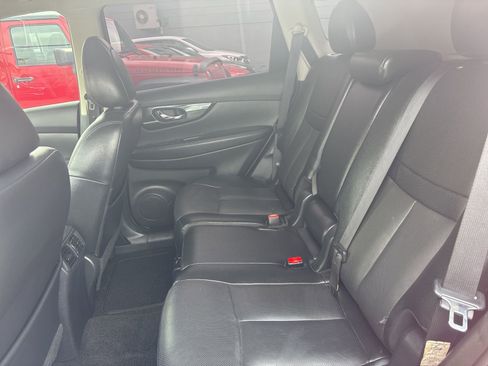 Used 2017 Nissan Rogue SL FWD image 11
