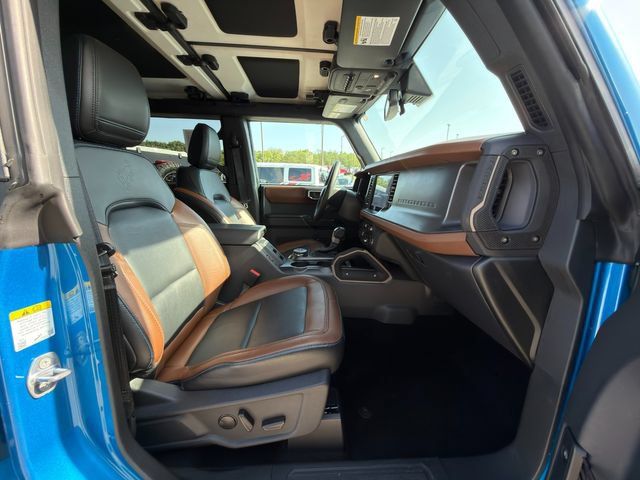 Used 2024 Ford Bronco Outer Banks AWD/4WD image 10
