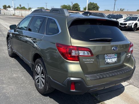 Used 2018 Subaru Outback 3.6R Limited image 9