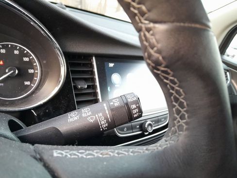 Used 2017 Buick Encore Preferred image 19