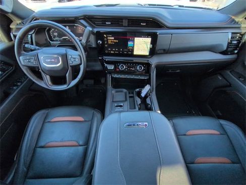 Used 2024 GMC Sierra 2500 AT4 w/ AT4 Premium Plus Package image 15