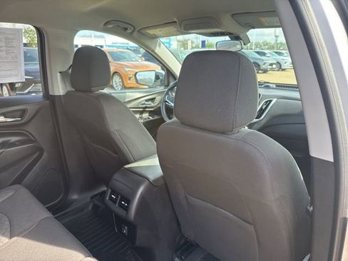 Used 2019 Chevrolet Equinox LT image 47