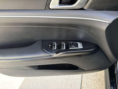 Used 2022 Kia K5 GT-Line AWD/4WD image 40