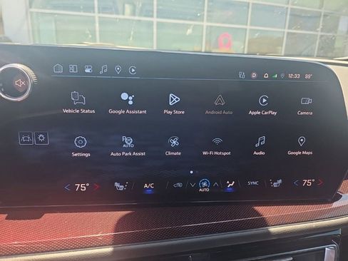 Certified 2024 Chevrolet Traverse Z71 w/ Enhanced Driving Package AWD/4WD image 10