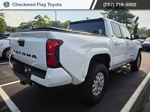 Used 2025 Toyota Tacoma SR5 AWD/4WD image 6