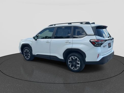 Certified 2025 Subaru Forester Premium w/ Convenience Package #1 AWD/4WD image 6