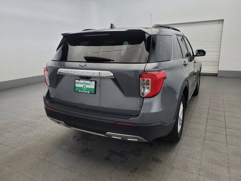 Used 2024 Ford Explorer XLT w/ Equipment Group 202A image 7
