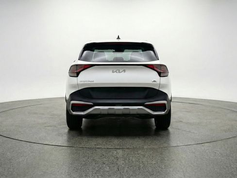 Used 2025 Kia Sportage LX image 7