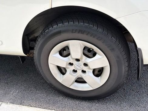 Used 2015 Nissan Rogue S w/ Convenience Package AWD/4WD image 10