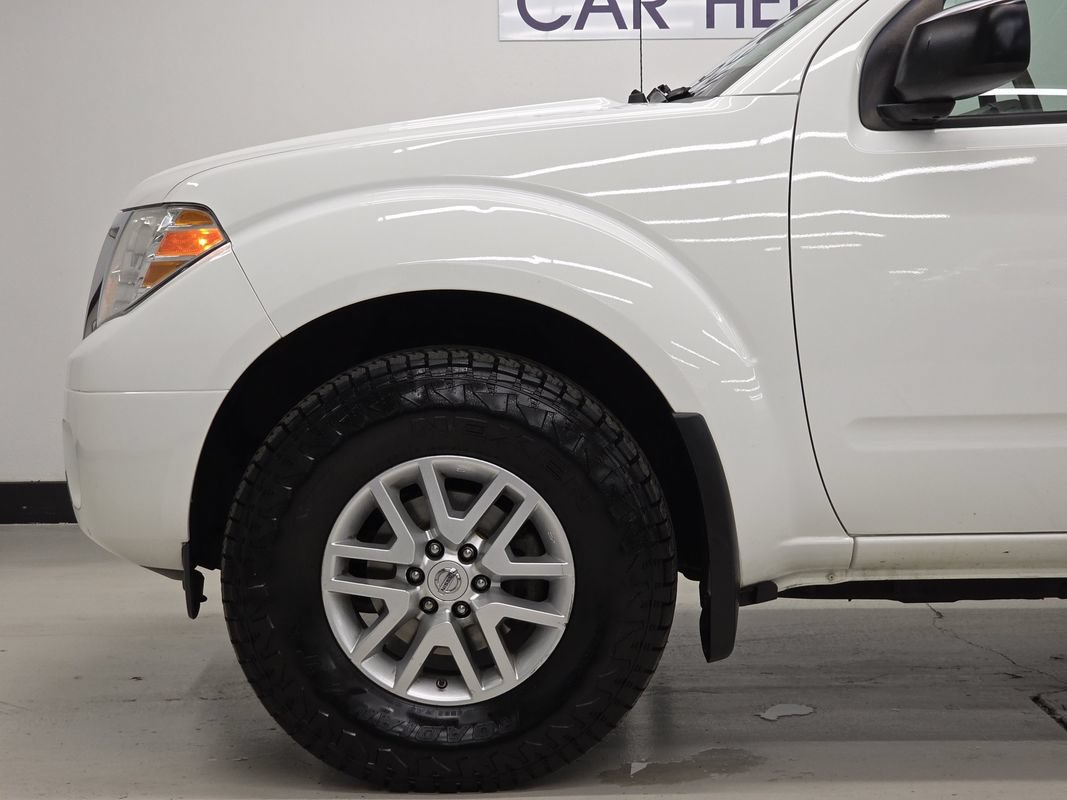 Used 2019 Nissan Frontier SV w/ Value Truck Package AWD/4WD image 39