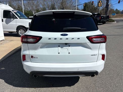 Used 2023 Ford Escape ST-Line w/ Tech Pack #1 AWD/4WD image 3