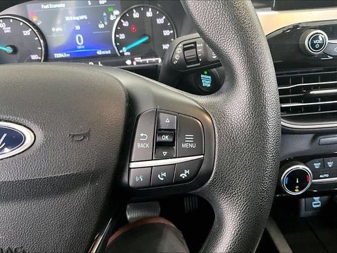 Used 2022 Ford Escape SE FWD image 12