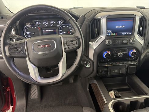 Used 2021 GMC Sierra 1500 Elevation w/ Preferred Package AWD/4WD image 3