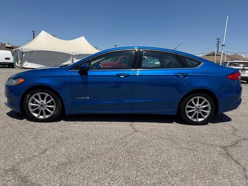 Used 2017 Ford Fusion S FWD image 10