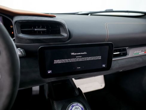 Used 2022 Maserati MC20 Coupe image 26