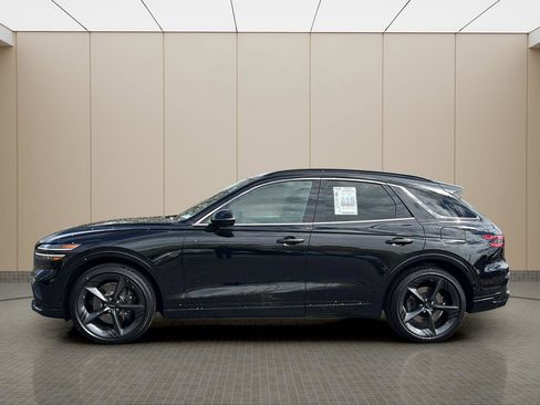 Used 2026 Genesis GV70 2.5T Sport Prestige image 2