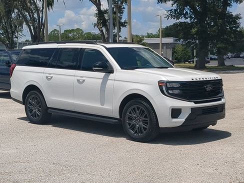 New 2026 Ford Expedition Max Platinum w/ Stealth Appearance Package AWD/4WD image 2