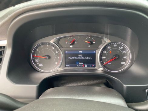 Used 2023 GMC Acadia SLT AWD/4WD image 19