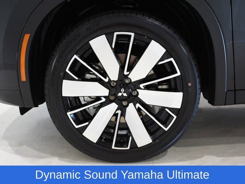 New 2025 Mitsubishi Outlander AWD image 6