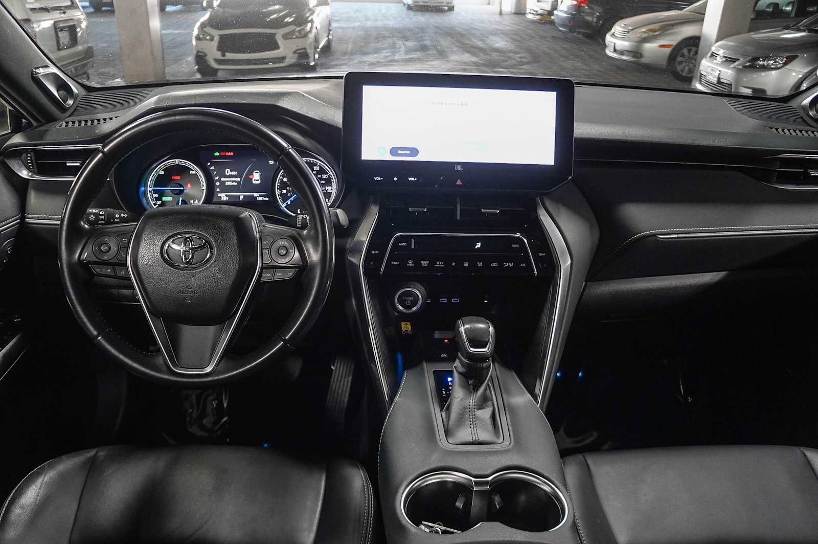 Certified 2023 Toyota Venza XLE AWD/4WD image 13