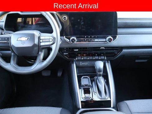 Used 2025 Chevrolet Colorado W/T w/ Advanced Trailering Package image 8