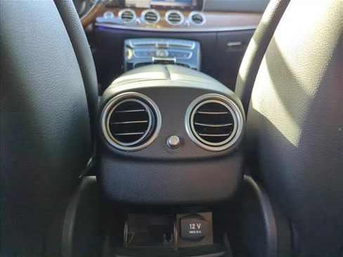 Used 2017 Mercedes-Benz E 300 image 18