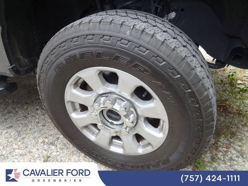 Used 2024 Ford F250 XLT w/ FX4 Off-Road Package AWD/4WD image 14