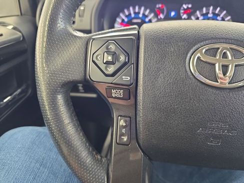 Used 2019 Toyota 4Runner TRD Off-Road Premium image 19