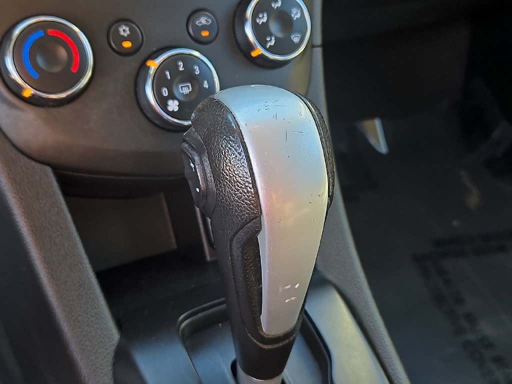 Used 2017 Chevrolet Sonic LT FWD image 18