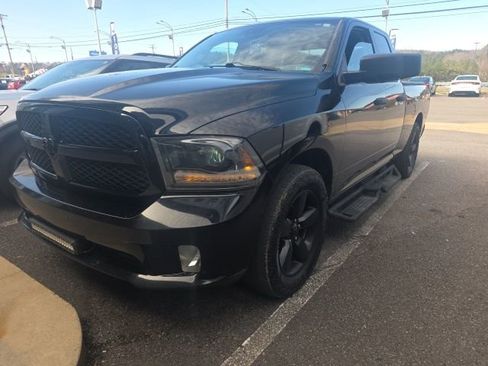 Used 2015 RAM 1500 Express w/ Black Ram 1500 Express Group image 3