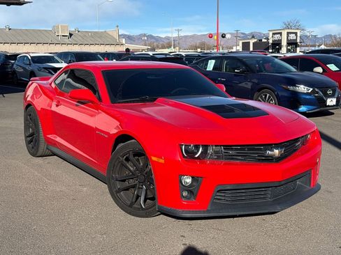 Used 2015 Chevrolet Camaro ZL1 image 1