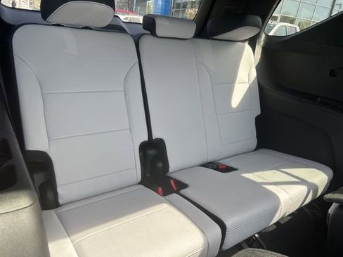 New 2026 Chevrolet Traverse High Country AWD/4WD image 22