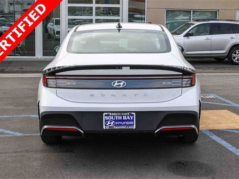Certified 2025 Hyundai Sonata SE image 5