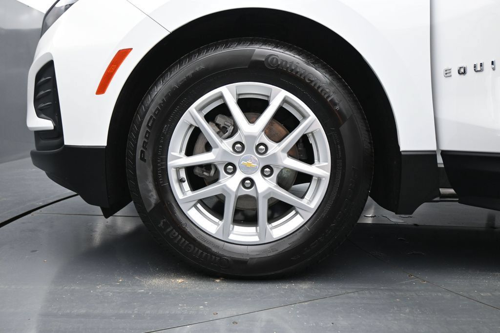 Used 2022 Chevrolet Equinox LS w/ LPO, Floor Liner Package FWD image 26