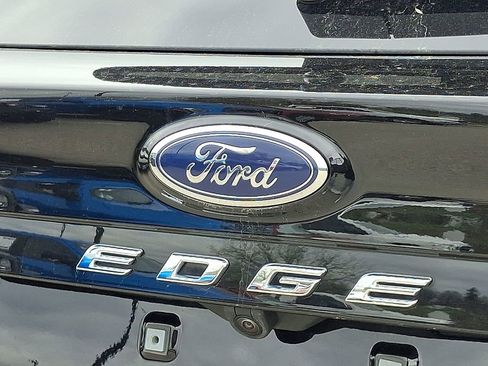 Used 2024 Ford Edge SEL image 28
