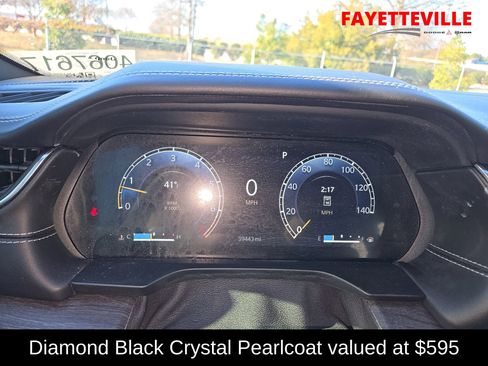 Used 2023 Jeep Grand Cherokee Overland image 1