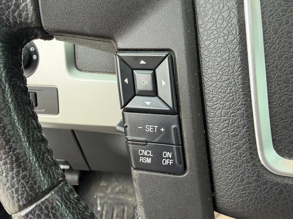 Used 2014 Ford F150 Lariat w/ Equipment Group 502A Luxury AWD/4WD image 14