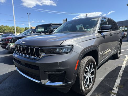 Certified 2024 Jeep Grand Cherokee L Limited w/ Luxury Tech Group II AWD/4WD image 3