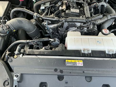 Used 2025 Toyota Tacoma TRD Off-Road image 25