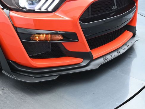 Used 2022 Ford Mustang Shelby GT500 w/ Carbon Fiber Track Pack image 25