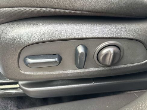 Certified 2023 Buick Encore GX Essence w/ Experience Buick Package FWD image 14